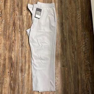 Brand New - Fabletics - The Only Pant - Grey - L - 27in Modern Fit